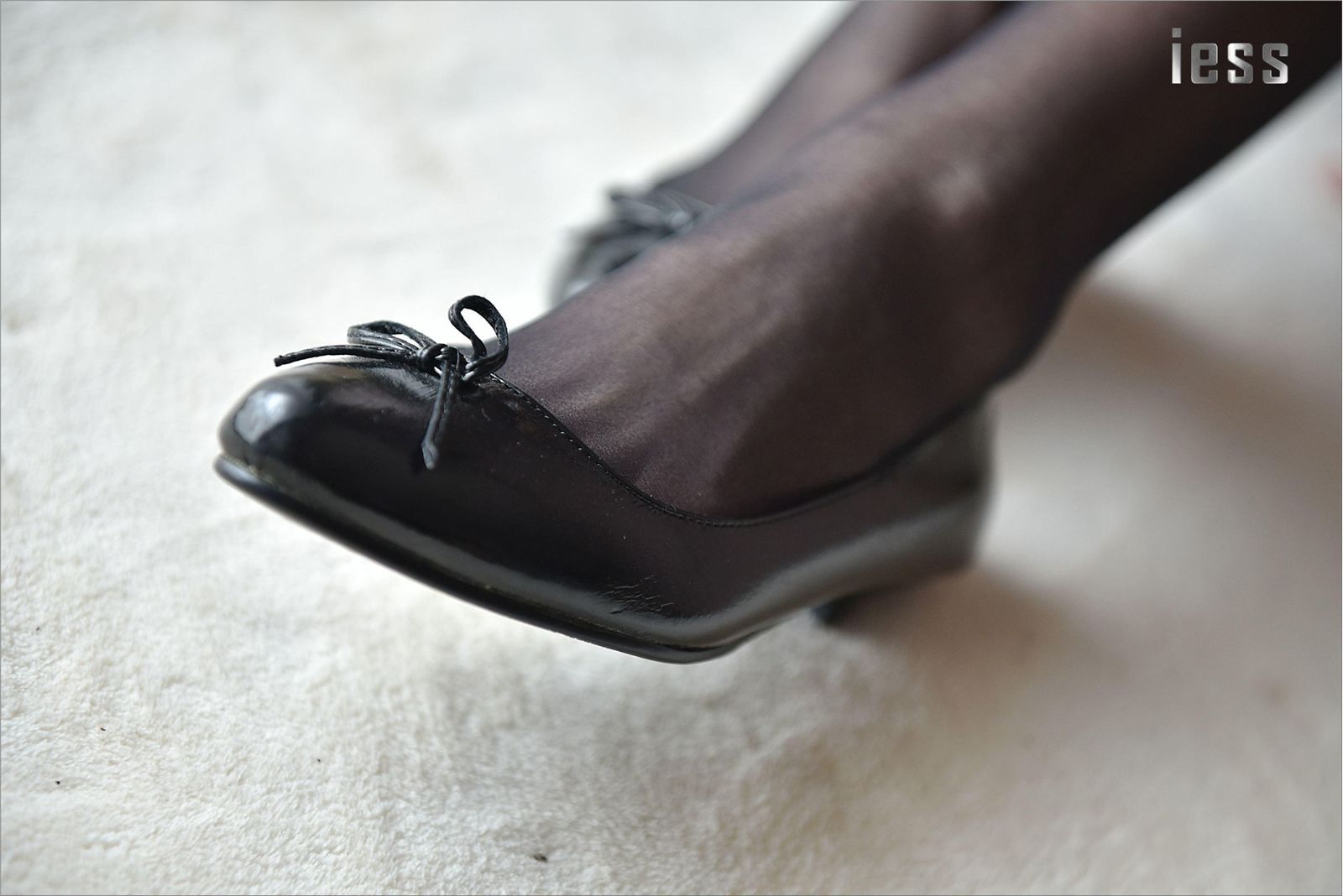 [IESS]异思趣向 琪琪 ES6C 黑色